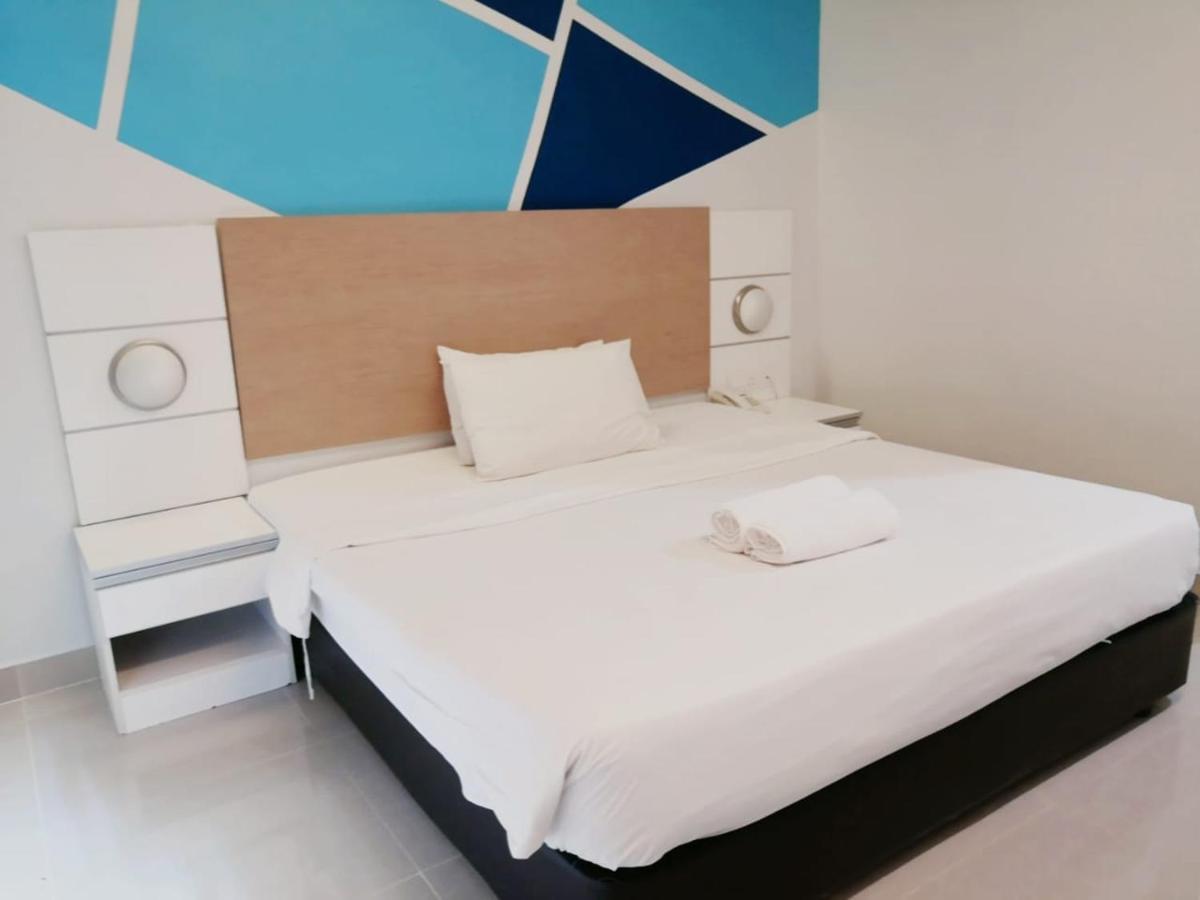 Bangi Business Hotel Kampong Sungai Ramal Dalam Extérieur photo